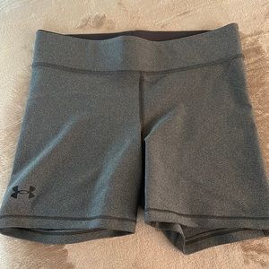 Under armour spandex shorts